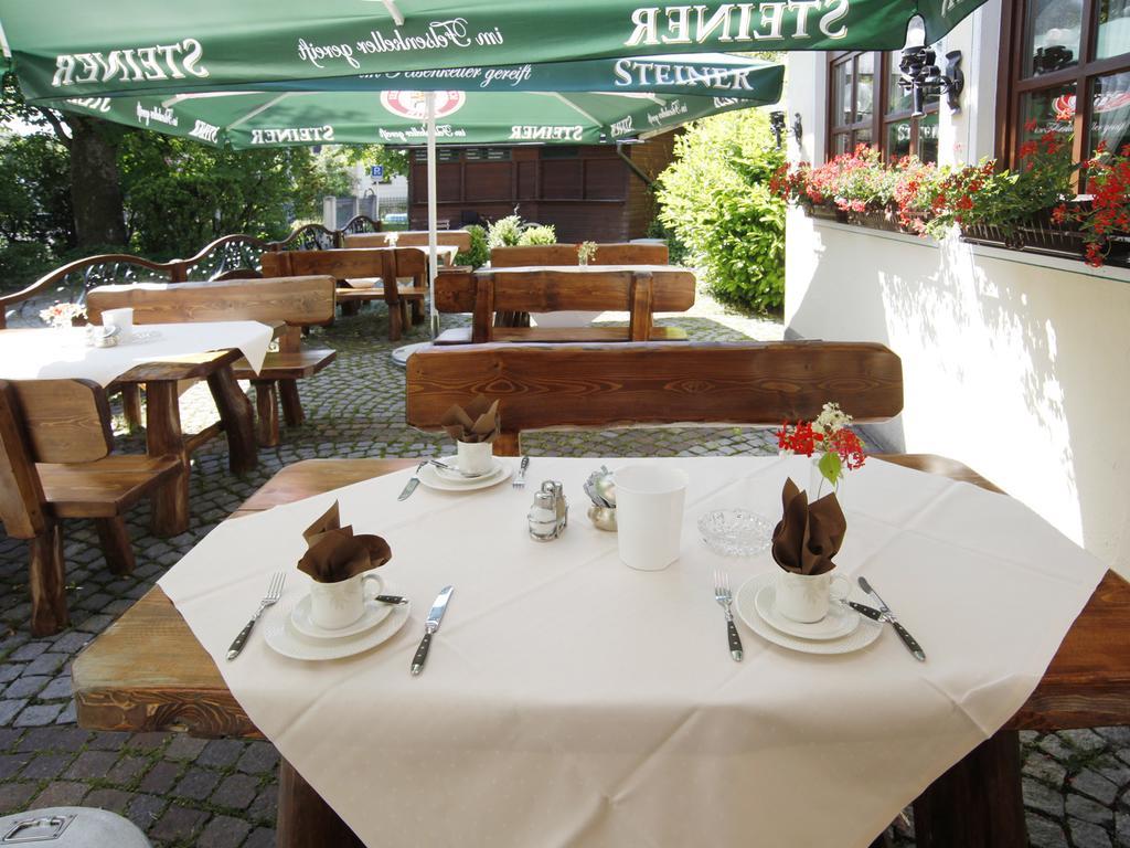 Hotel Garni Zum Gockl Унтерфёринг Экстерьер фото