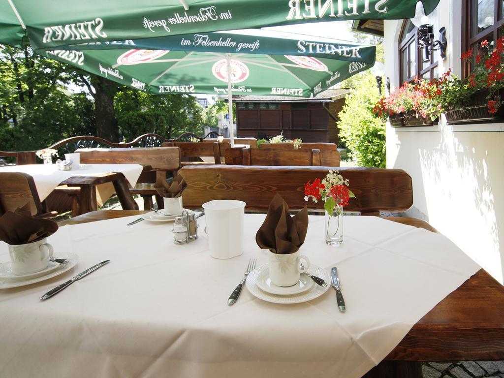Hotel Garni Zum Gockl Унтерфёринг Экстерьер фото